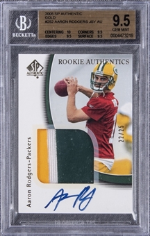 2005 SP Authentic Gold #252 Aaron Rodgers Signed Game Used Patch Rookie Card (#22/25) – BGS GEM MINT 9.5/BGS 10